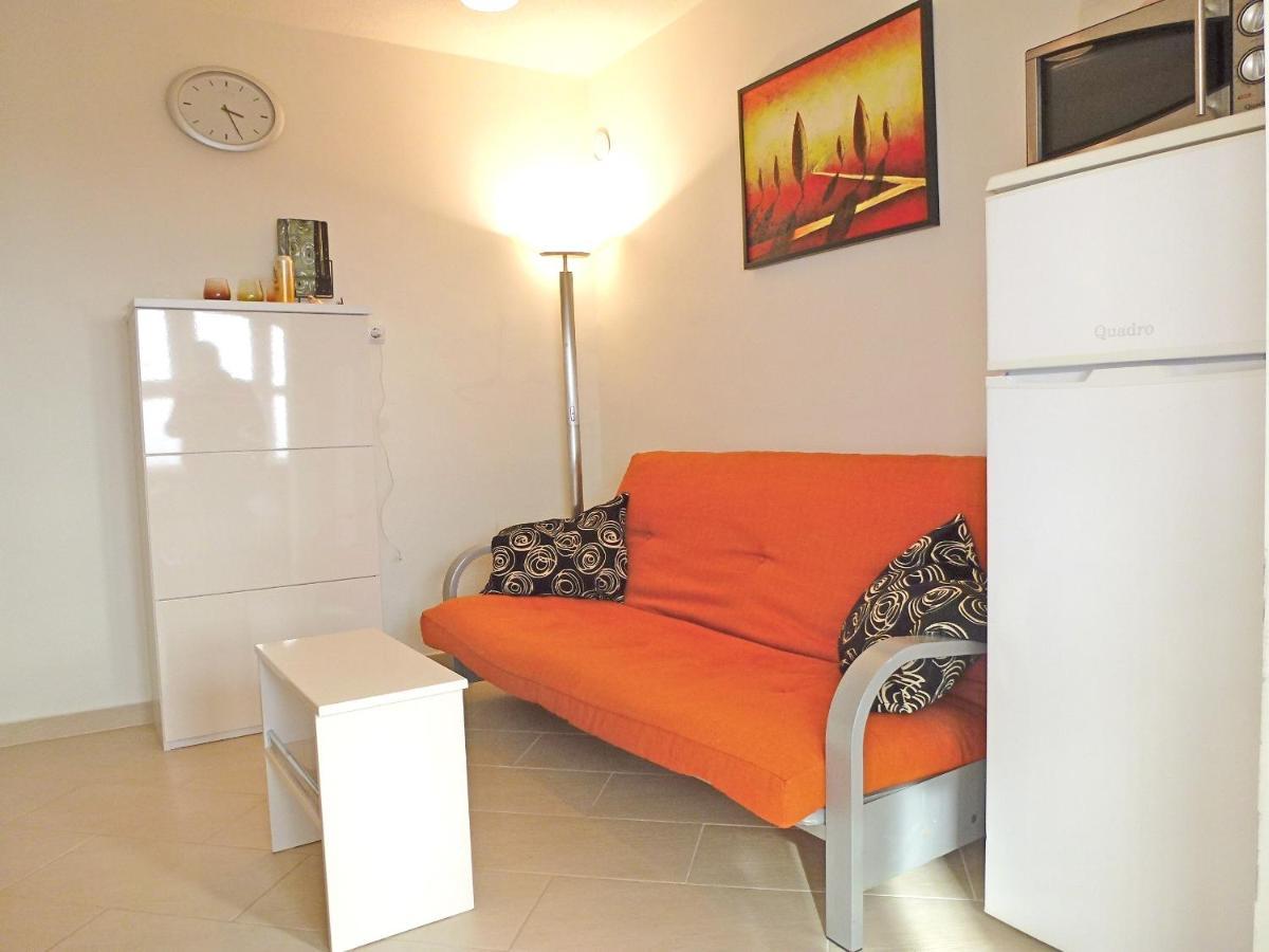 Apartment Honor Njivice Ngoại thất bức ảnh