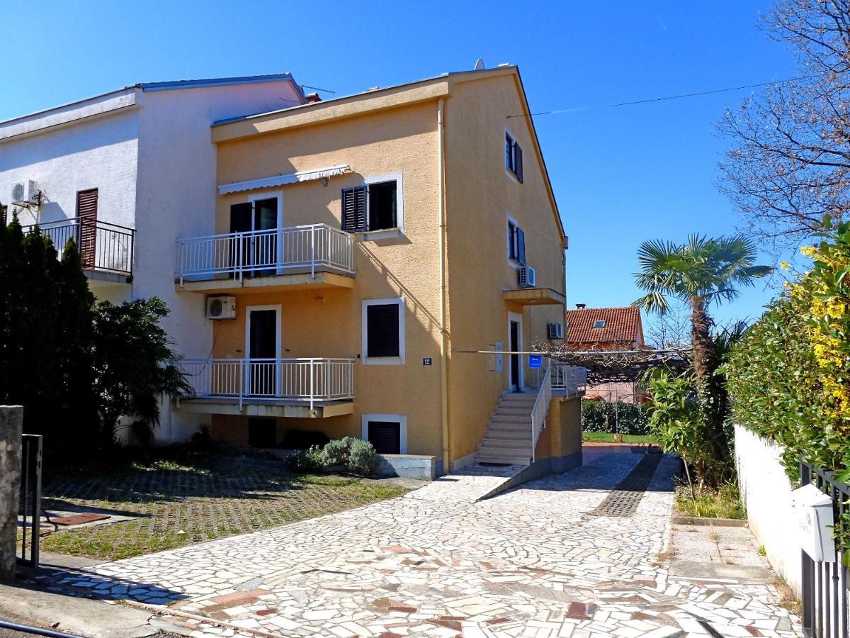 Apartment Honor Njivice Ngoại thất bức ảnh